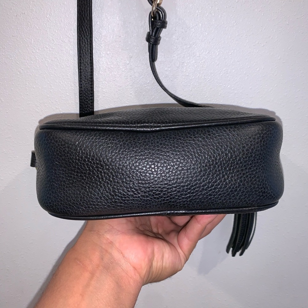 Gucci Black Pebbled Leather Crossbody Camera Bag with Tassel - Picture 9 of 16